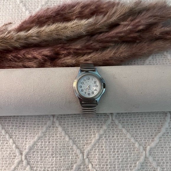 Vintage Silver Bracelet Watch - Picture 7 of 8